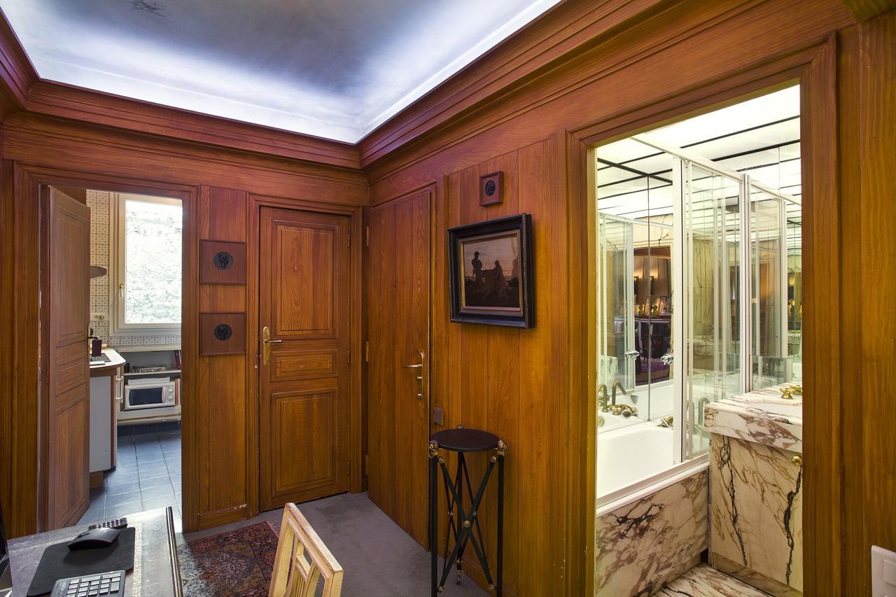 Saint Honore Paris Extérieur photo