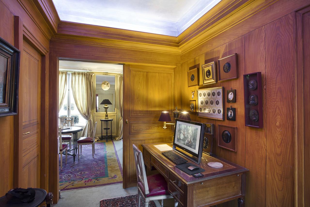 Saint Honore Paris Extérieur photo